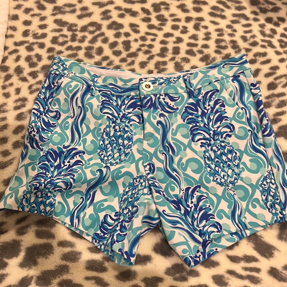 Lilly Pulitzer Callaghan net shorts Bennett blue out of the blue size 2